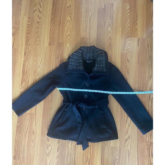 Women’s Contemporary Style Signature Studio Size Medium Black Jacket with belt - Picture 10 of 11